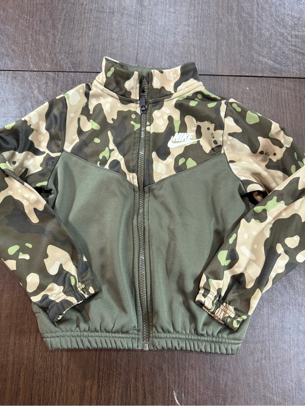 Nike Kids Camouflage Green Zip-Up Jacket Sz 5-6Y Medium